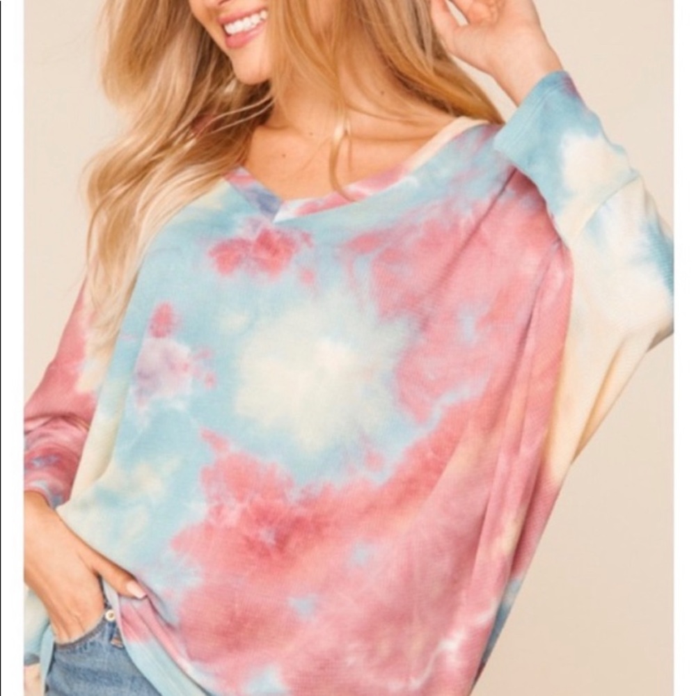 Tie dye thermal Dolman slouchy knit top.